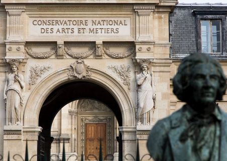 Photo 4 de CONSERVATOIRE NATIONAL DES ARTS ET MÉTIERS DE LA RÉUNION (CNAM)